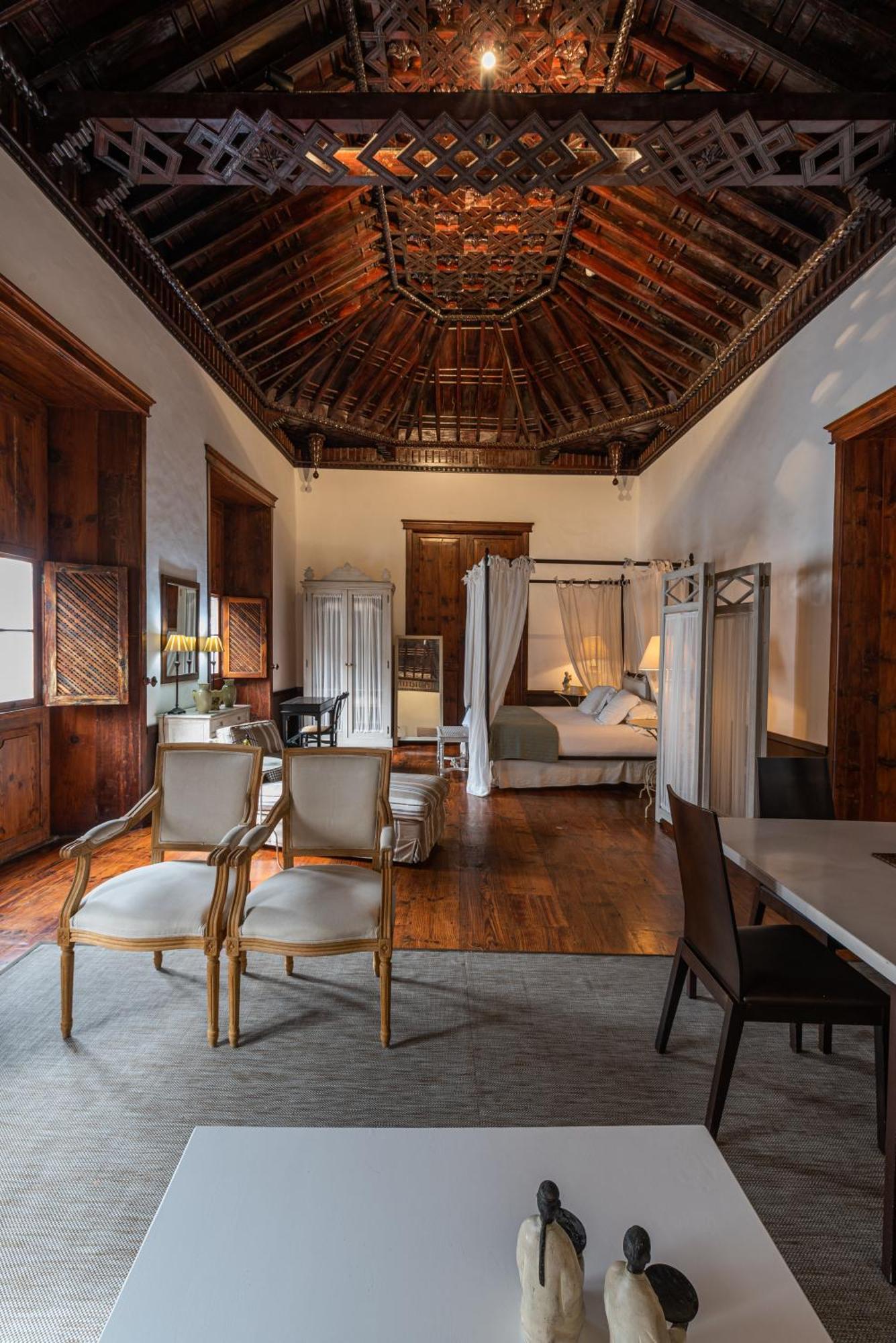 Isla Baja Suites Гарачико Екстер'єр фото